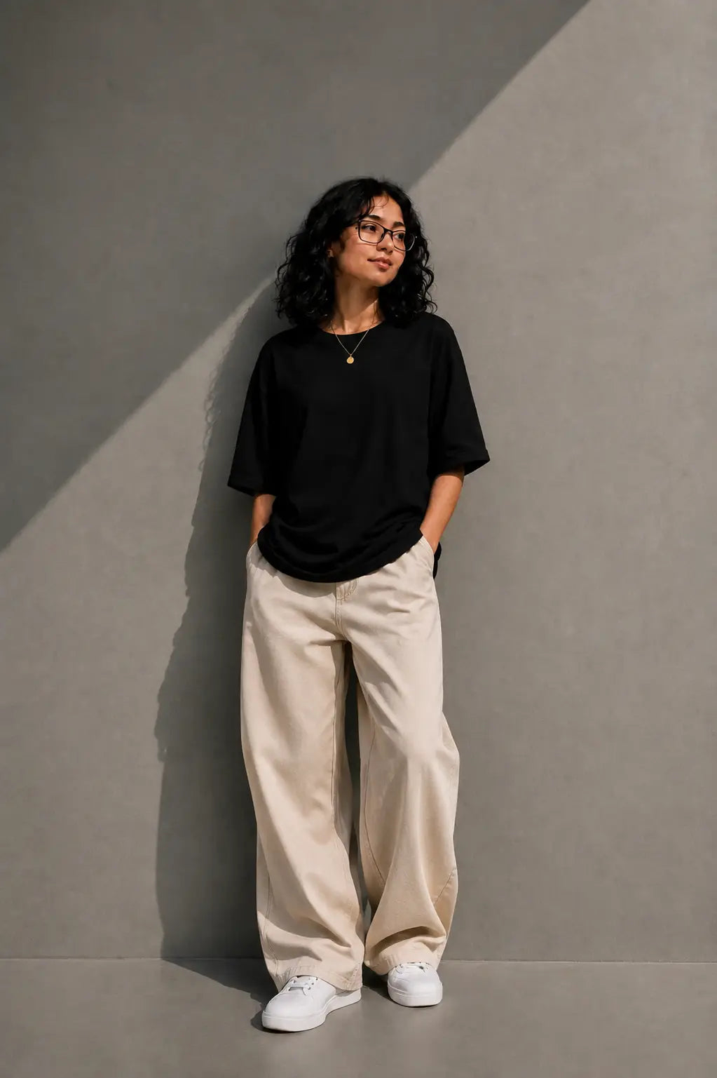 BLACK- OVERSIZED