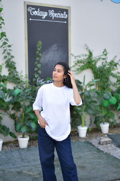 Basic Oversize White Tee